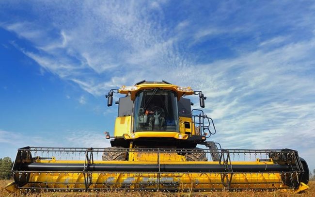 Ambitious Darling Downs farm hand acquires first harvester via farm equipment loan